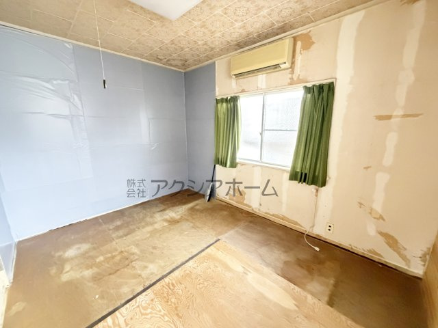 飯能市笠縫　中古一戸建　～閑静な住宅街～の洋室