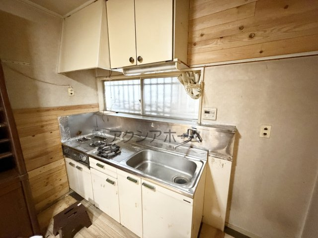 飯能市笠縫　中古一戸建　～閑静な住宅街～のキッチン