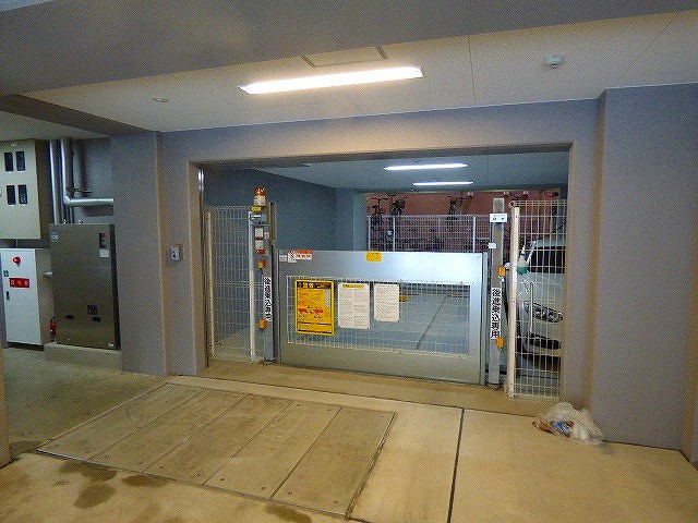 【エントランス】ＨＳ梅田ＥＡＳＴ 