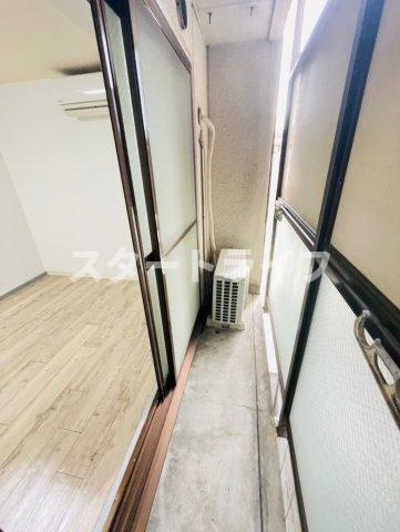 大阪市東淀川区柴島２丁目の賃貸マンションのバルコニー