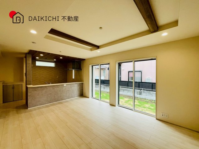 【居間・リビング】 | 坂戸市元町　ブルーミングガーデン　新築戸建　全4棟　4号棟