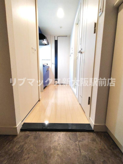 【玄関】プレサンス淀リーヴァ