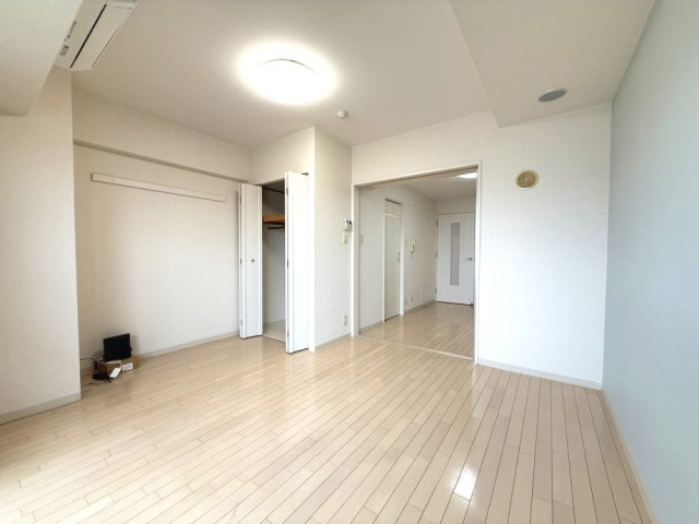 【洋室】アーバネス淀川 