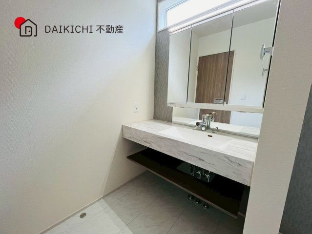 【独立洗面台】 | 坂戸市元町　ブルーミングガーデン　新築戸建　全4棟　2号棟