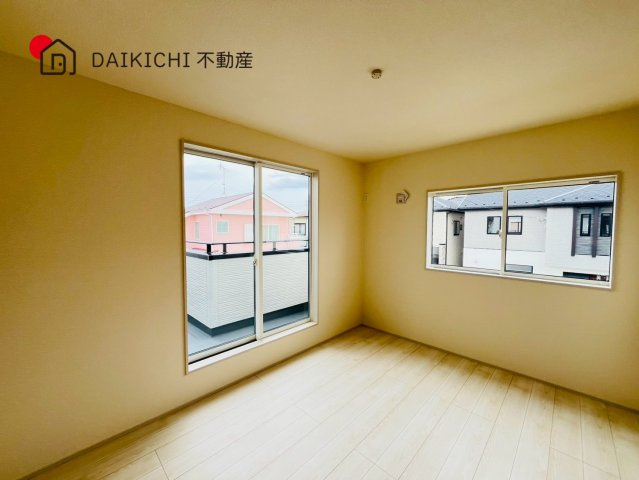 【洋室】 | 坂戸市元町　ブルーミングガーデン　新築戸建　全4棟　2号棟
