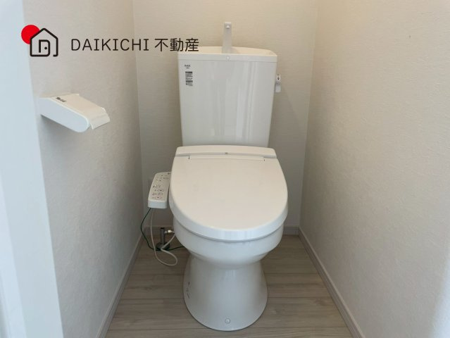【トイレ】 | 鶴ヶ島市上新田1期　GRACE・TERRACE　新築戸建　全3棟　2号棟