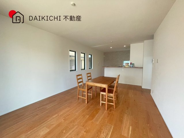 【居間・リビング】 | 鶴ヶ島市脚折　新築戸建　Felidia Garden　全1棟　1号棟