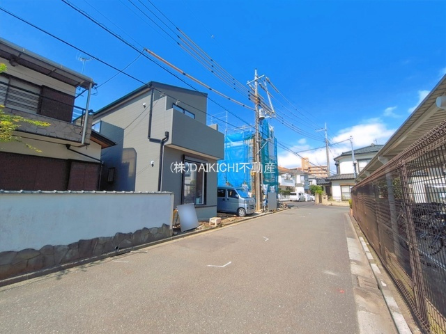 【前面道路含む現地写真】 | 鶴ヶ島市藤金第15 リーブルガーデン　新築戸建　全1棟　1号棟