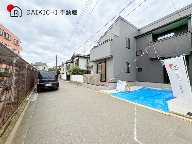 【前面道路含む現地写真】 | 鶴ヶ島市藤金第15 リーブルガーデン　新築戸建　全1棟　1号棟