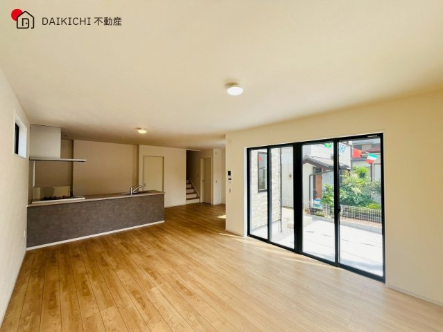 【居間・リビング】 | 川越市吉田4期　GRACE　新築戸建　全1棟　1号棟