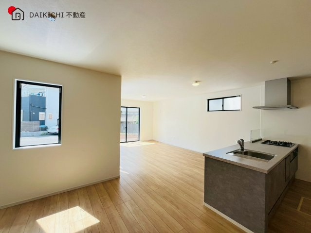 【居間・リビング】 | 川越市吉田4期　GRACE　新築戸建　全1棟　1号棟