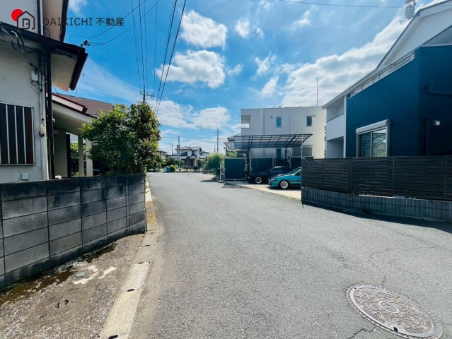 【前面道路含む現地写真】 | 川越市吉田4期　GRACE　新築戸建　全1棟　1号棟