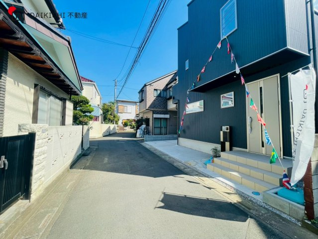 【前面道路含む現地写真】 | 鶴ヶ島市上広谷　新築戸建　全1棟　1号棟