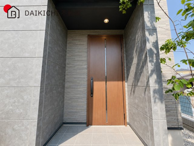 【玄関】 | 日高市原宿　ロマンティア　新築戸建　全1棟　1号棟