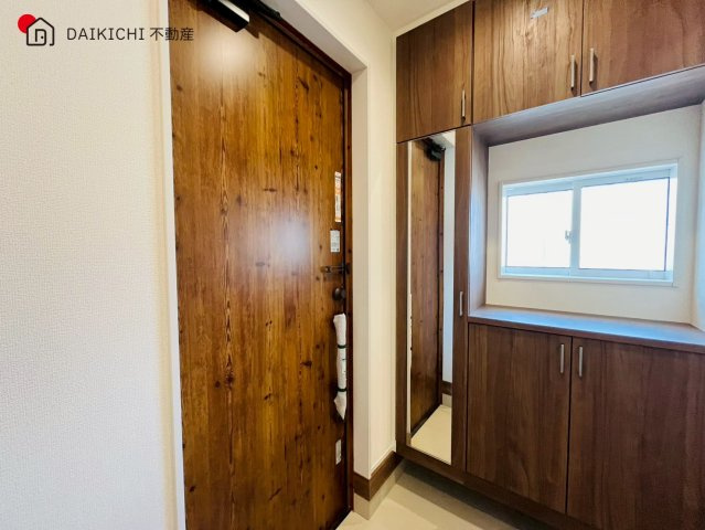 【玄関】 | 越生町越生東6丁目　ブルーミングガーデン　新築戸建　全4棟　4号棟