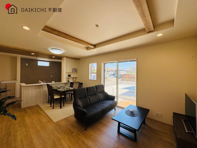 【居間・リビング】 | 鶴ヶ島市羽折町　ブルーミングガーデン　新築戸建　全4棟　3号棟