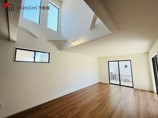 【居間・リビング】 | 鶴ヶ島市脚折町11期　GRACE　新築戸建　全3棟　3号棟
