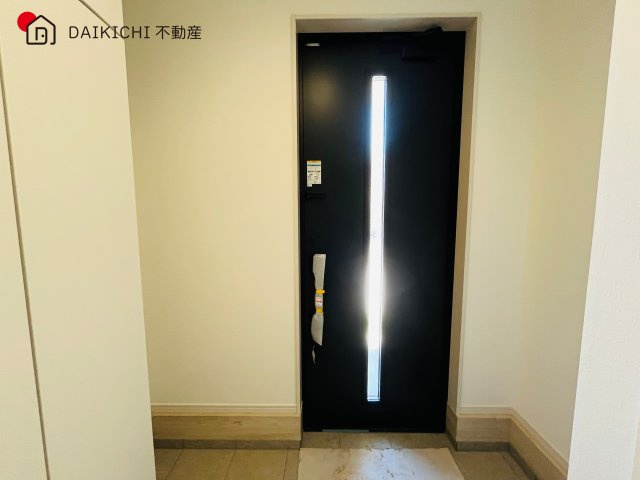 【玄関】 | 鶴ヶ島市脚折町11期　GRACE　新築戸建　全3棟　2号棟