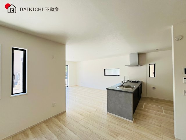 【居間・リビング】 | 鶴ヶ島市脚折町11期　GRACE　新築戸建　全3棟　2号棟