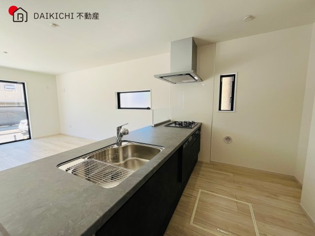 【キッチン】 | 鶴ヶ島市脚折町11期　GRACE　新築戸建　全3棟　2号棟