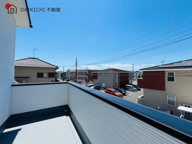 【バルコニー】 | 鶴ヶ島市脚折町11期　GRACE　新築戸建　全3棟　2号棟