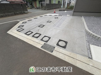 【駐車場】 | お車を並列で2台駐車可能です☆

