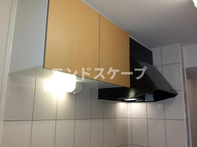 エスポワール　Ｂのキッチン|レンジフード、吊戸棚
高崎、前橋のお部屋探しはエンドスケープまで！お客様の理想お聞かせ下さい♪