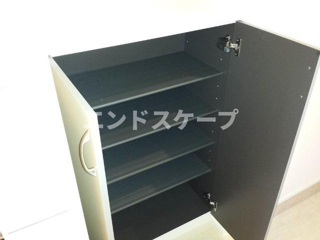 エスポワール　Ｂの収納|下駄箱
高崎、前橋のお部屋探しはエンドスケープまで！お客様の理想お聞かせ下さい♪