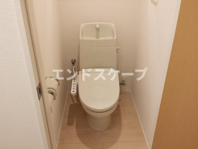 エスポワール　Ｂのトイレ|シャワー付トイレ
高崎、前橋のお部屋探しはエンドスケープまで！お客様の理想お聞かせ下さい♪