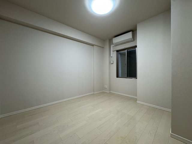 ワコーレ西明石彩風館の洋室