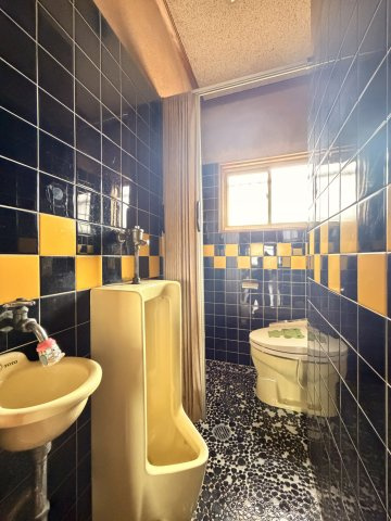 橿原市田中町のトイレ|ゆったりとした空間のトイレです