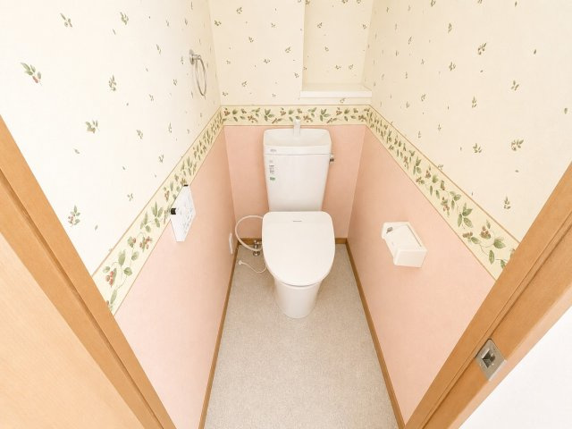 エイルヴィラ羽犬塚駅前プレステージのトイレ|温水洗浄機能のトイレになります。