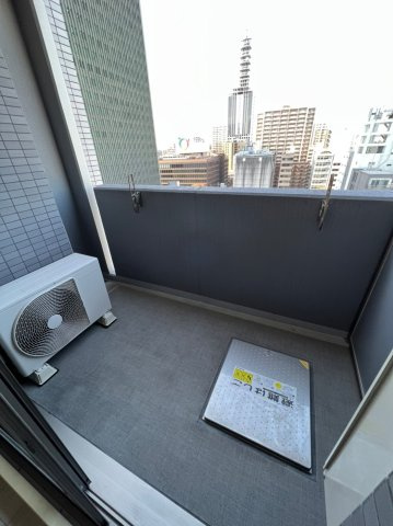プレサンス久屋大通セントラルパーク　名古屋市賃貸　仲介手数料無料のバルコニー