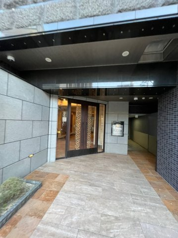 プレサンス久屋大通セントラルパーク　名古屋市賃貸　仲介手数料無料のエントランス