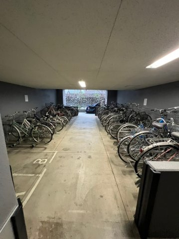 プレサンス久屋大通セントラルパーク　名古屋市賃貸　仲介手数料無料の駐車場