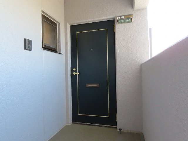アーク南松本の玄関