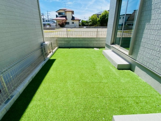 ハートフルタウン／南区出仲間2丁目／A号棟の庭