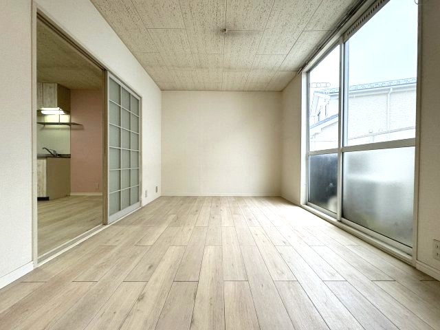 梨の木ハイツの洋室|個人の部屋や寝室として使える洋室です