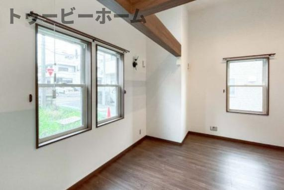 ハナブキ壱番館の居間・リビング|ゆったり過ごせる居間です