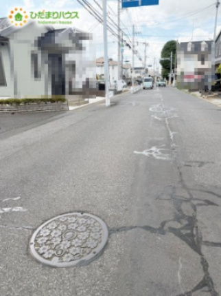 柏市西原17期　新築戸建　1号棟の前面道路含む現地写真|接道：南西側8m公道