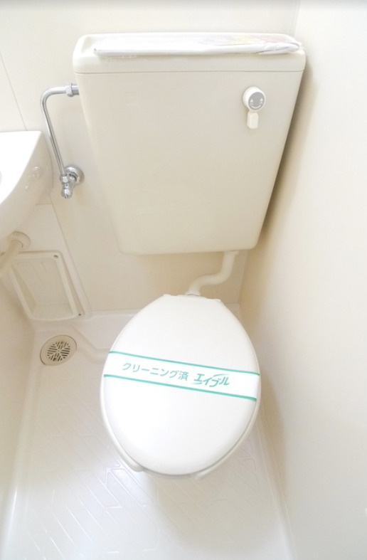 フラワーハイツCのトイレ|落ち着いたトイレです