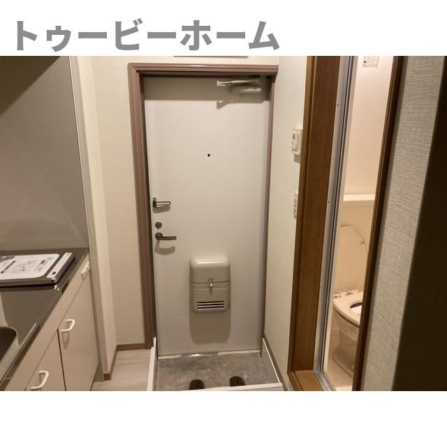 ミレニアム狭山の玄関|明るい玄関です