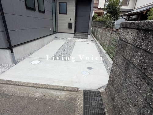 【仲介手数料０円】相模原市南区南台5期　新築一戸建て　全2棟の駐車場|相模原市南区南台5期　新築一戸建て　全2棟