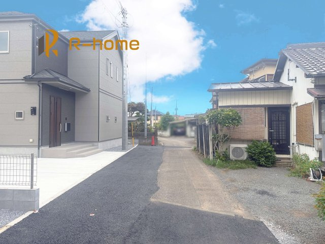 土浦市真鍋5丁目　新築戸建て　A号棟の前面道路含む現地写真|堂々！建物完成♪実際のお部屋をご見学可能です♪
ご見学が一番の資料！お気軽にお問い合わせ下さい♪