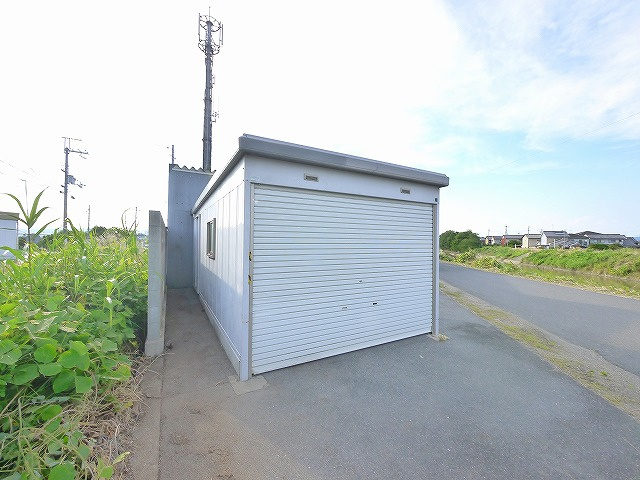 八尾シャッター付きガレージのその他