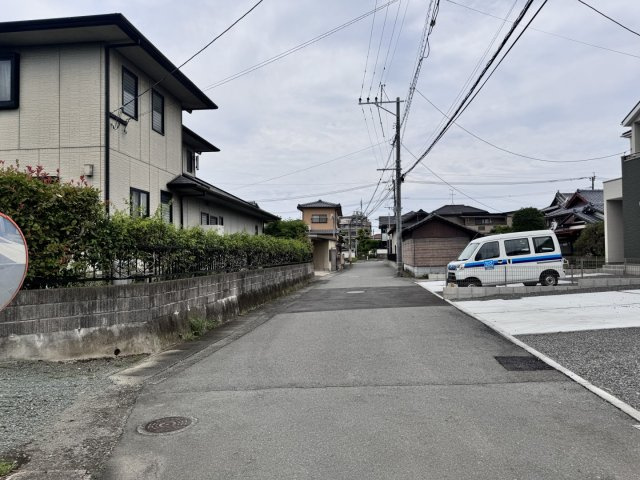 熊本市南区元三町３丁目の新築一戸建の前面道路含む現地写真|南側道路