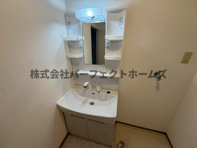 メロディーハイム枚方朝日丘の独立洗面台|朝の身支度には欠かせない独立洗面化粧台