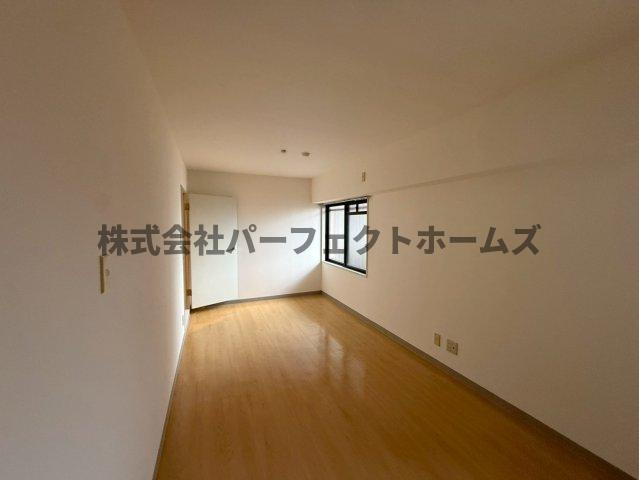 メロディーハイム枚方朝日丘の洋室|ゆったりした洋室です