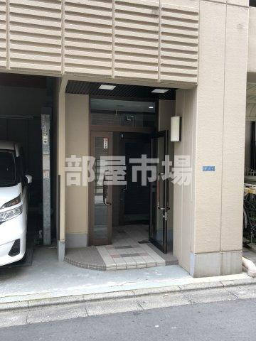 ソフィア西浅草のエントランス
