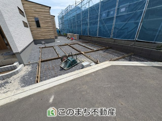 【駐車場】 | ワイウッドコート古河市大堤第5期　 | お車を横並びに2台駐車可能です☆